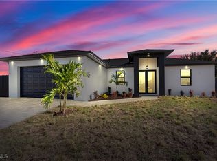 1625 Nelson Rd N, Cape Coral, FL 33993