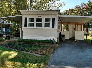 172 Ironwood Dr, Hendersonville, NC 28739