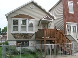 520 W 45th Pl, Chicago, IL 60609
