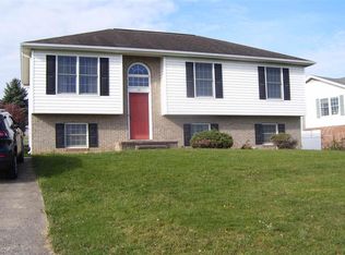 331 Stoneleigh Dr, Harrisonburg, VA 22801