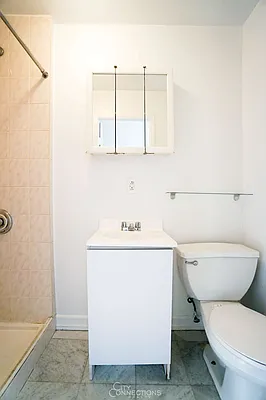 Rented by City Connections Realty | media 30