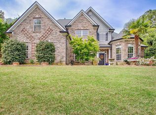 374 Persimmon Dr, Sharpsburg, GA 30277