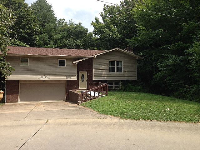 1st image of 1613 Highland Dr