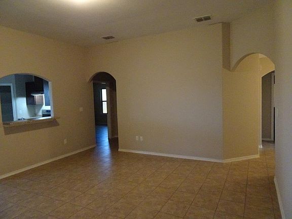 3rd image of 3418 Armando Pena Dr