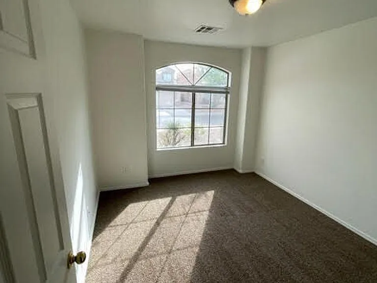 23438 W Cocopah St — Photo 22