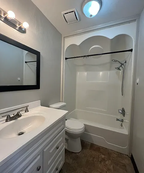 2 Carson St #C — Photo 16