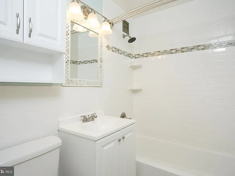 1121 Arlington Blvd #230 — Photo 15
