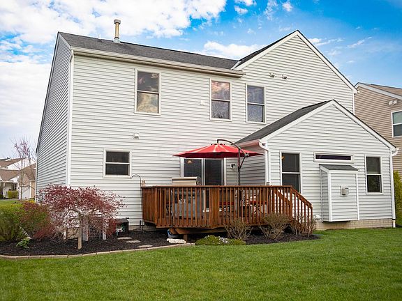 3rd image of 114 Hawksoar Dr