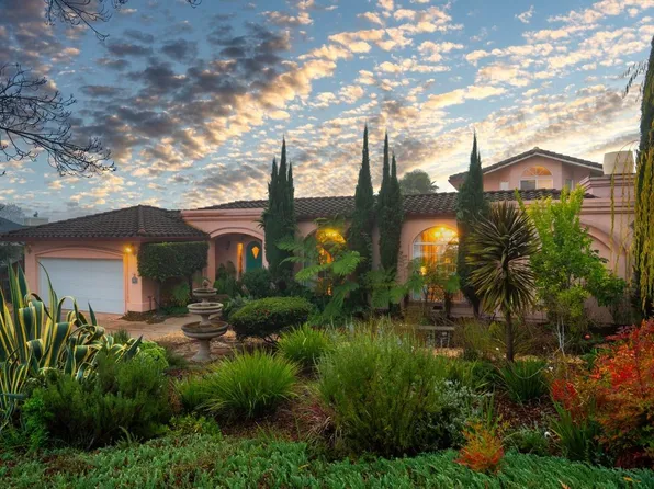 533 Hayes Lane, Petaluma, CA 94952