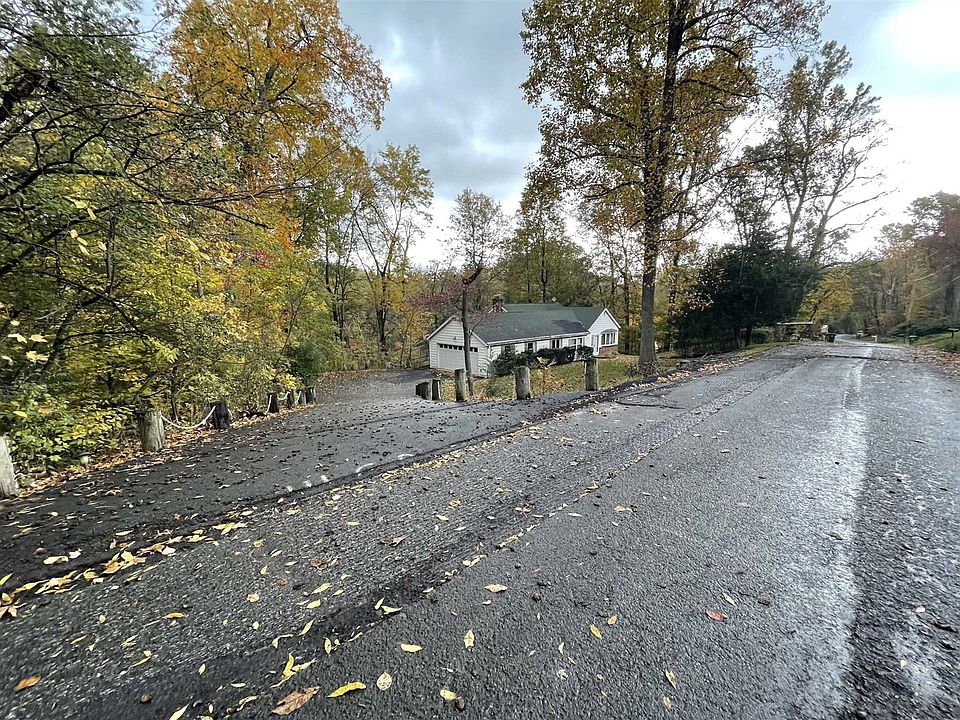 2nd image of 111 Greenwood Dr