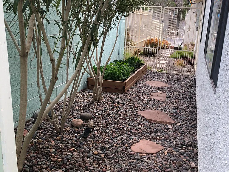W Mesa Vista Ave — Photo 38