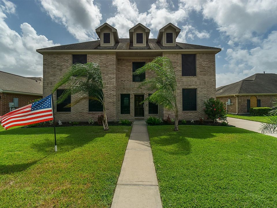1st image of 1067 Gladstone Dr