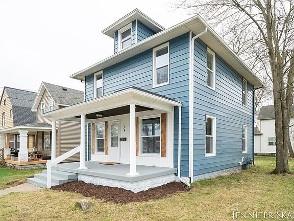 3rd image of 34 La Belle St SE