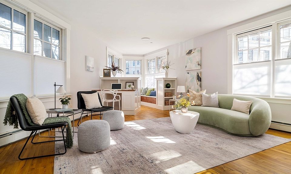 1st image of 432 Norfolk St APT 1H