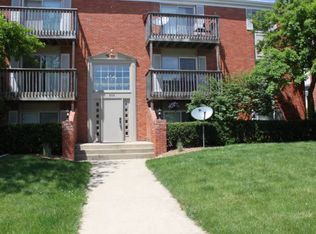906 E Harding Dr APT 102, Urbana, IL