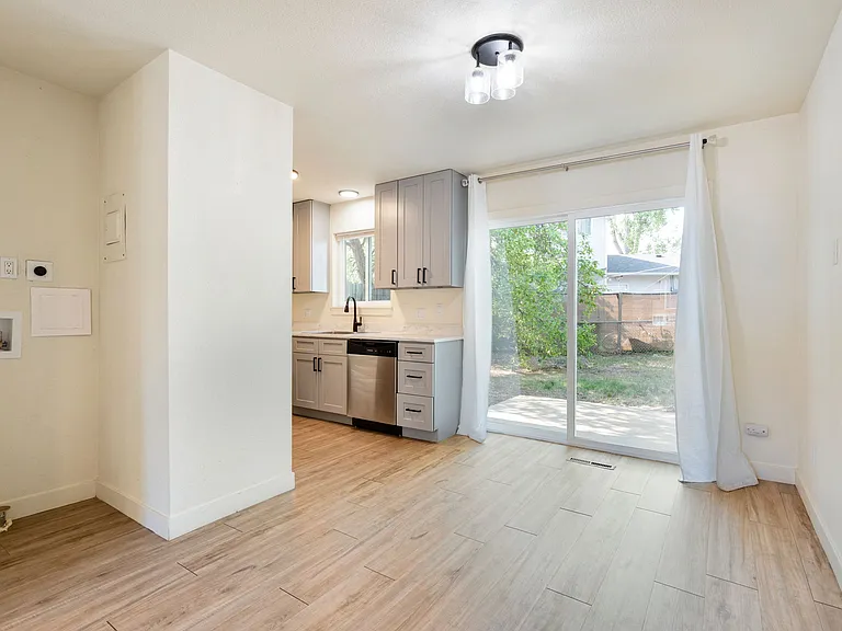 1624 Banyan Dr #4 — Photo 5