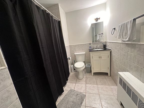 4th image of 80 Nordica Dr #1