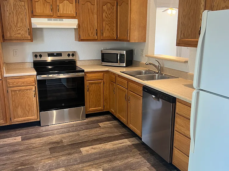2192 Rolling Hill Ct — Photo 4