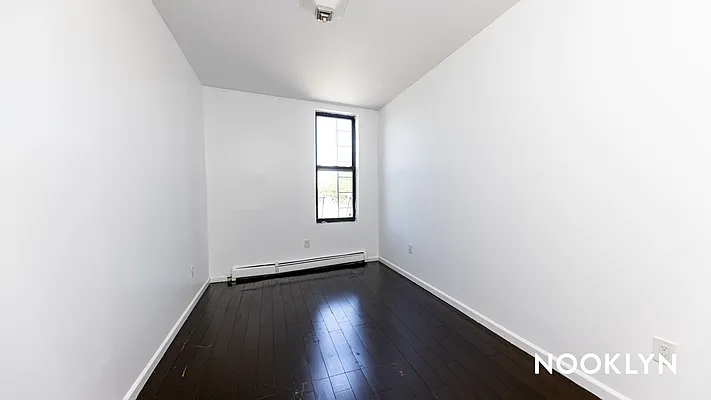 Rented by Nooklyn NYC LLC | media 18