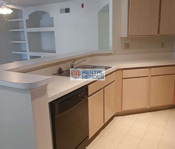 7200 Westpointe Blvd #1512 — Photo 12