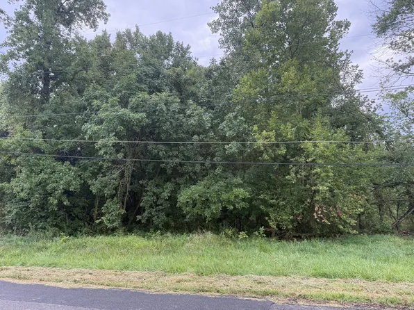505 Edlin St, Clarksville, TN 37043