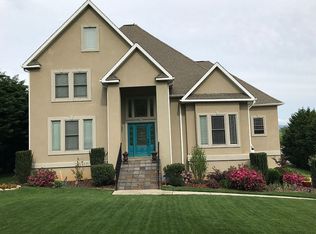 7 Brennan Brook Dr, Asheville, NC 28806