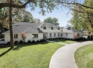 2403 W 69th Ter, Mission Hills, KS 66208