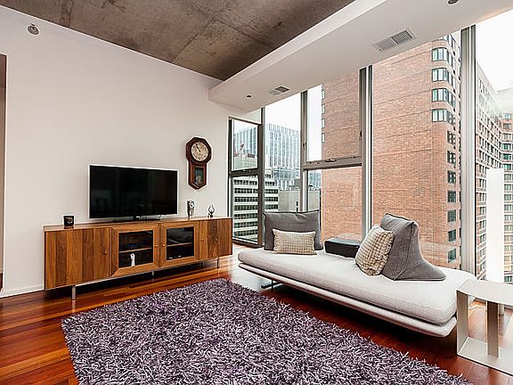 5th image of 550 N Saint Clair St APT 1604