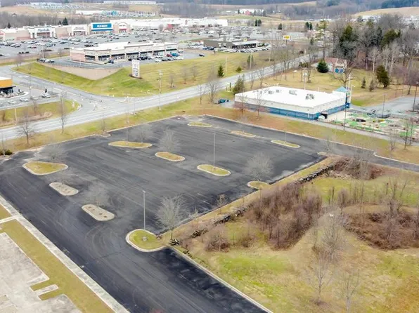 1203 Lycoming Mall Cir, Muncy, PA 17756