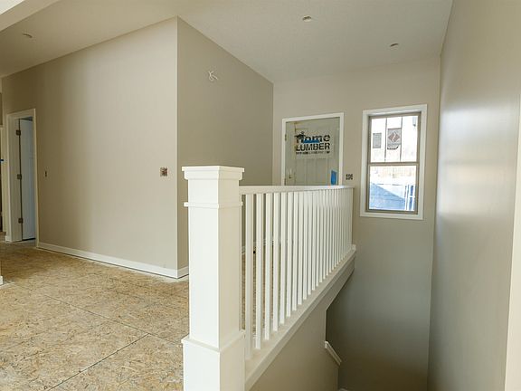 5th image of 964 E Hawthorn Ln