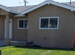 2614 Walnut St, Huntington Park, CA 90255
