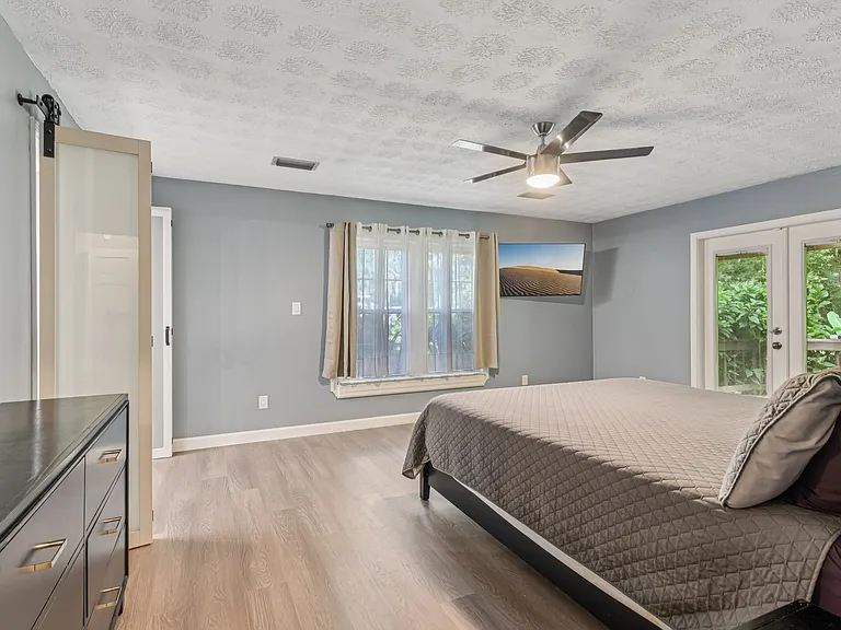 5210 River Park Villas Dr — Photo 23