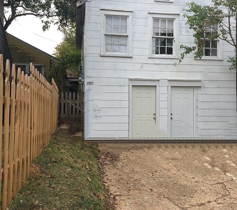 1st image of 2214 Centenary Blvd