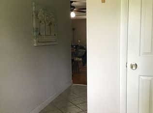 214 Doxbury Ln, Suffern, NY 10901