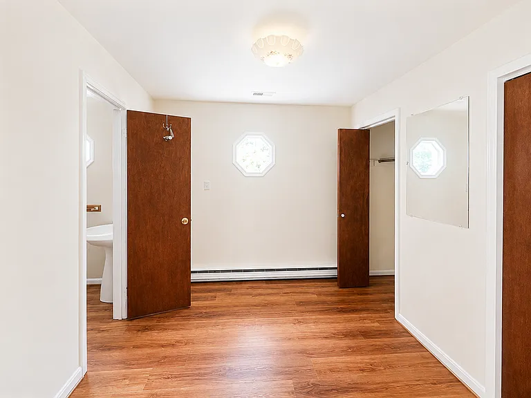 6017 Wheeler Ln — Photo 7