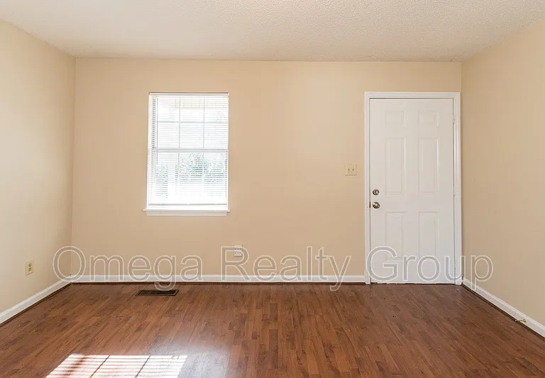 41 Dana Dr — Photo 9