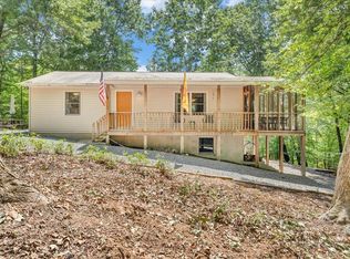 303 Teakwood Dr, Pittsville, VA 24139