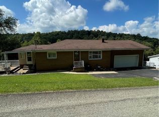 210 Swink Hill Rd, Connellsville, PA 15425