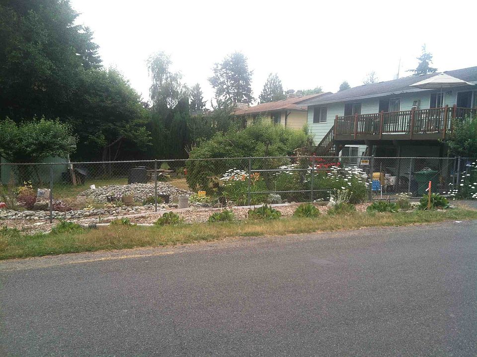 2nd image of 12756 27th Ave NE
