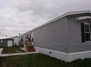 1860 Beechlawn, Ypsilanti, MI 48198