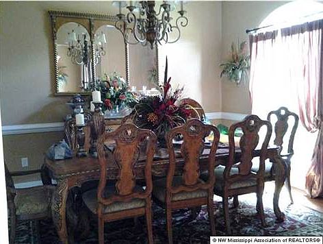3rd image of 14058 Knightsbridge Ln