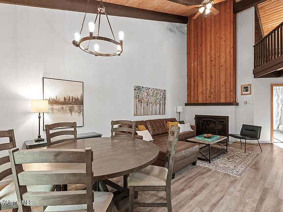 4th image of 21515 N Village Blvd Unit 3