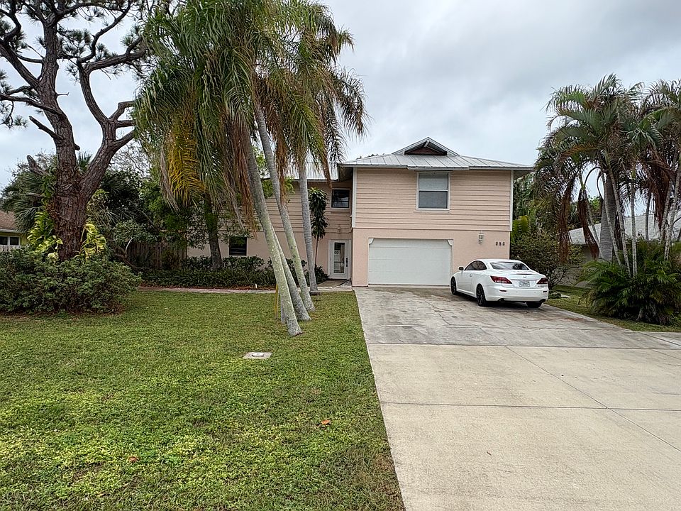 1st image of 658-662 95th Ave N #1