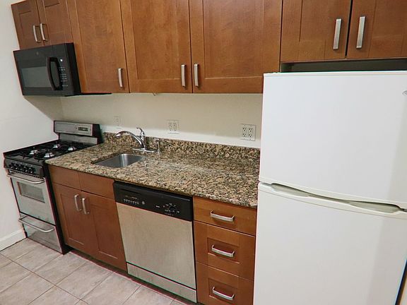 5th image of 128 W 130th St #1N