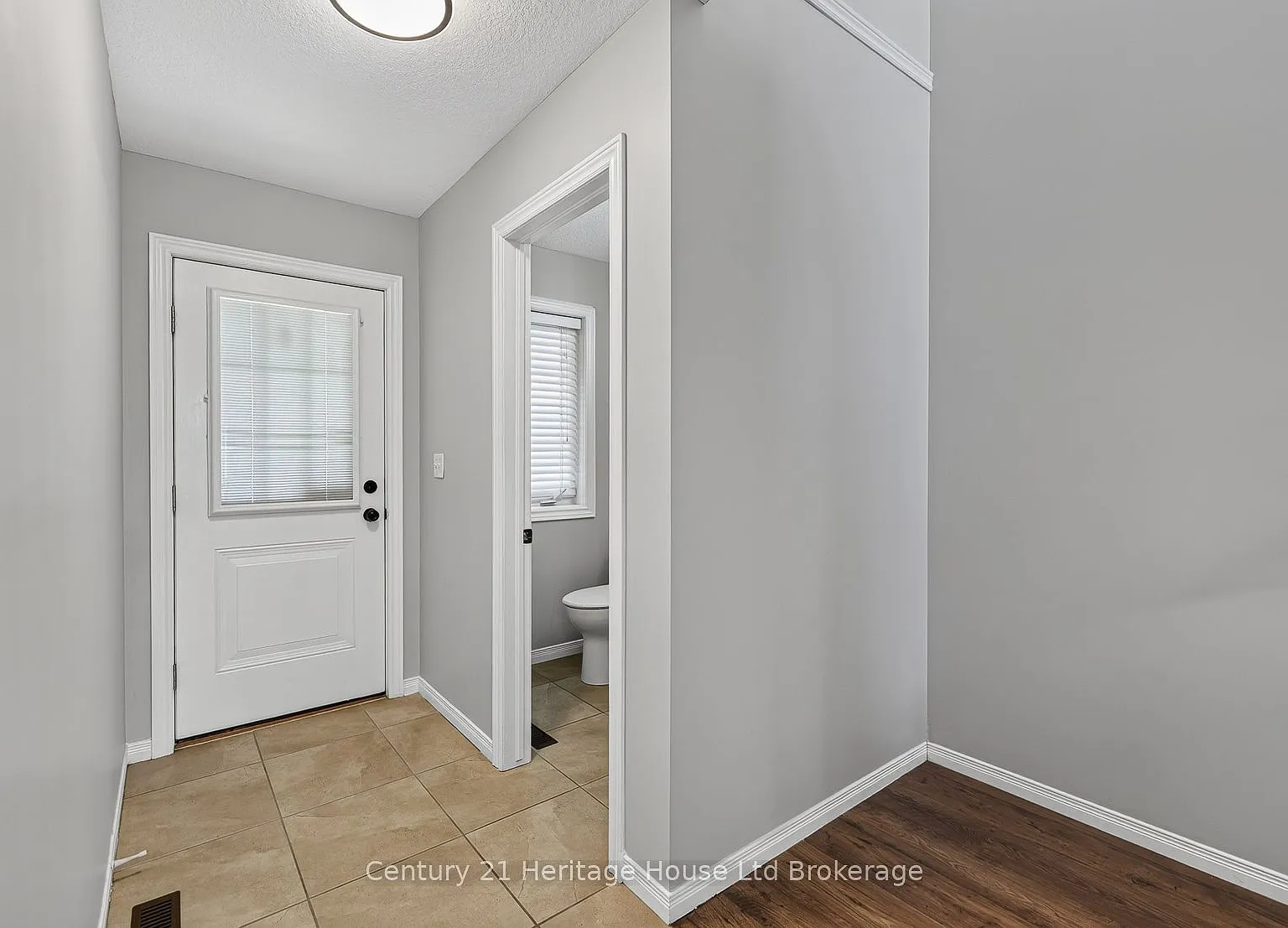 4 bed, $2,600 — Photo 4