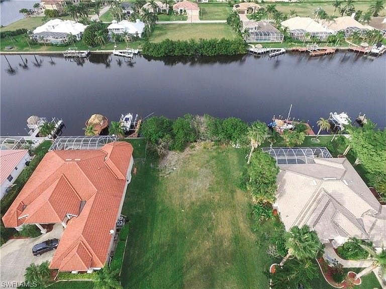 1st image of 2841 SW 50th Ter