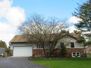 20726 Ridgeview Ln, Marengo, IL 60152