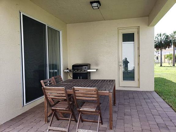 2nd image of 1410 NW Leonardo Cir