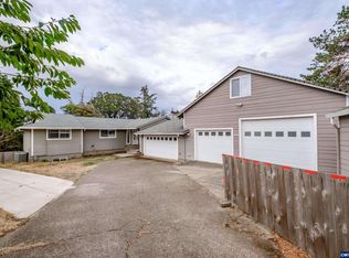 1968 Orchard Heights Ct NW, Salem, OR 97304