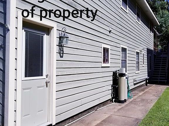 4th image of 4805 Charles St #B